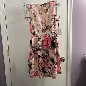 Never worn, still has tags